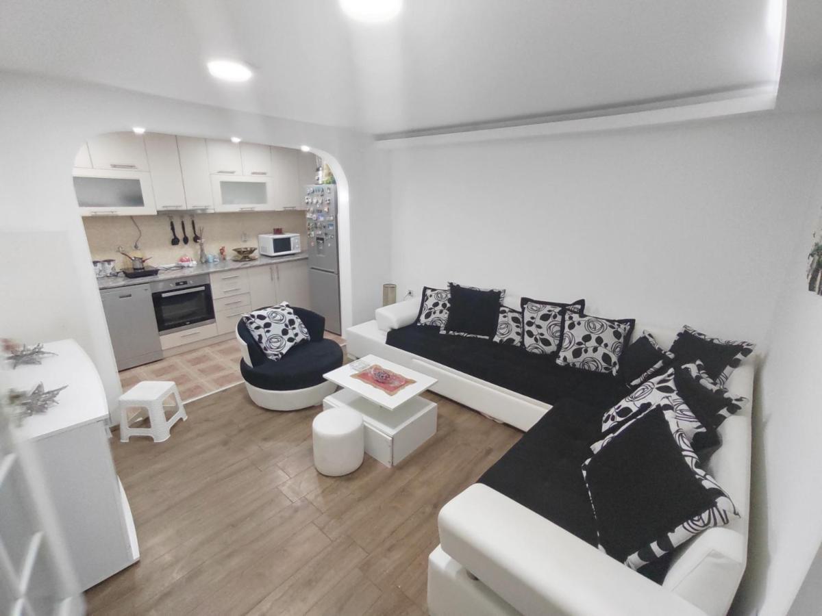 Bilja'S House Apartment Nis Luaran gambar